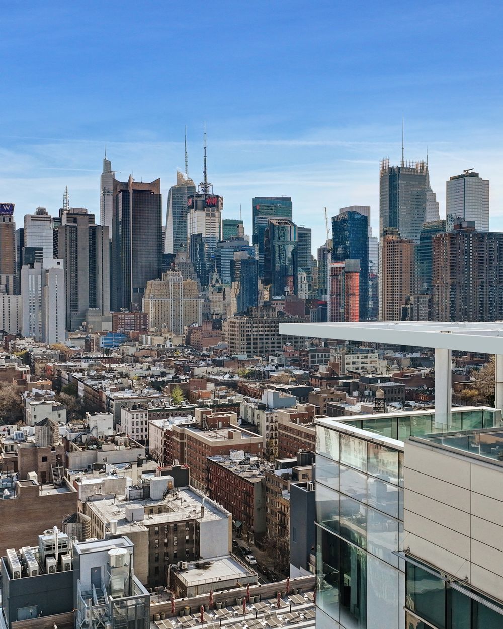 Midtown Manhattan skyline from above INK48