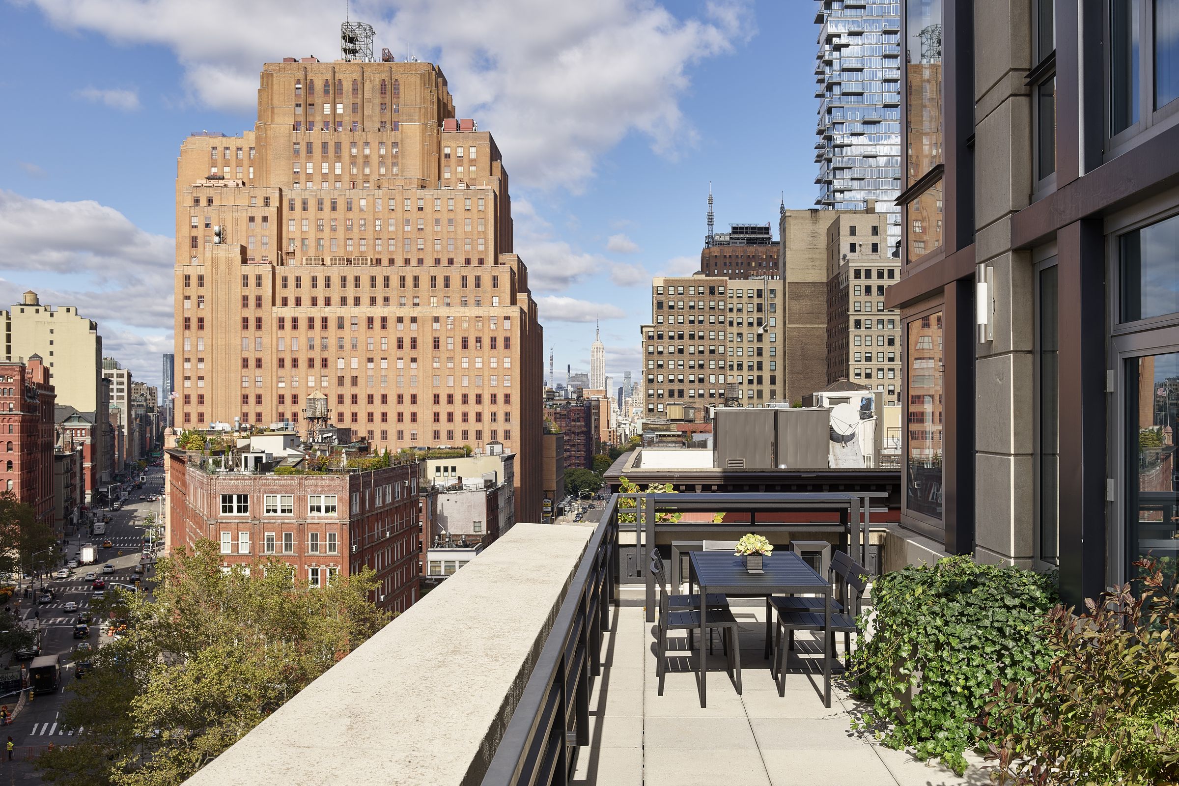 Planted terrace above Tribeca at Smyth