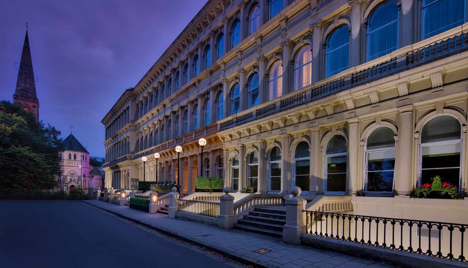 Glasgow Grosvenor Hotel terrace at dusk